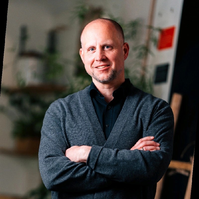 Tobias Schwering Tobias Schwering